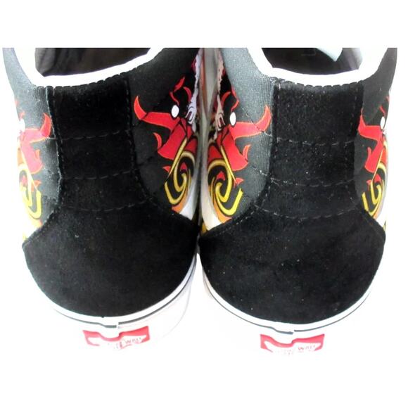 Athletic_Shoes